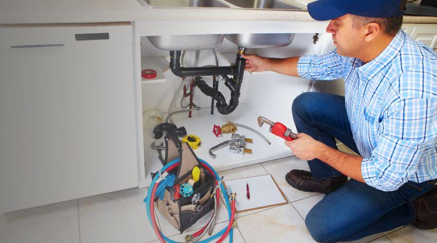 Local expert plumbing services in Fallentimber, PA